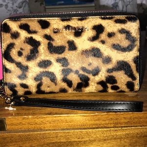 Large Flat Michael Kors Leopard Phone case wallet